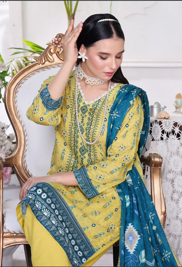 Sarina 3 piece Printed Lawn Suit